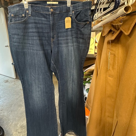 726 Flare Levi’s - Picture 1 of 3